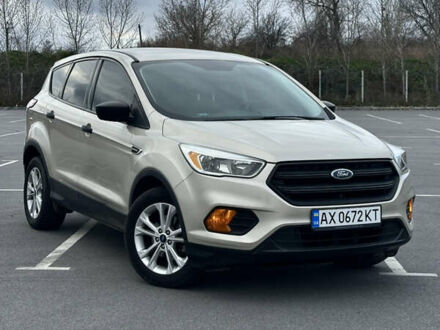 Бежевий Форд Ескейп, об'ємом двигуна 2.49 л та пробігом 110 тис. км за 13300 $, фото 1 на Automoto.ua