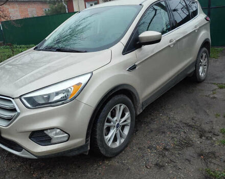 Бежевый Форд Эскейп, объемом двигателя 2 л и пробегом 108 тыс. км за 14000 $, фото 1 на Automoto.ua