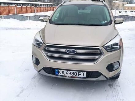 Бежевый Форд Эскейп, объемом двигателя 2 л и пробегом 55 тыс. км за 17000 $, фото 1 на Automoto.ua