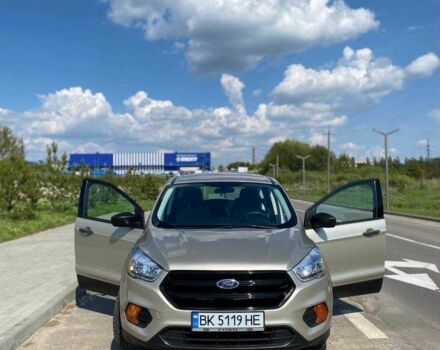 Бежевий Форд Ескейп, об'ємом двигуна 2.5 л та пробігом 218 тис. км за 11400 $, фото 1 на Automoto.ua