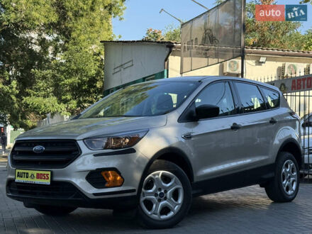 Форд Ескейп 2017 у Миколаєві на Automoto.ua Бежевий Форд Ескейп, об'ємом двигуна 2.5 л та пробігом 148 тис. км за 12300 $, фото 1 на Automoto.ua
