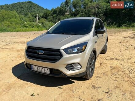 Бежевий Форд Ескейп, об'ємом двигуна 2.5 л та пробігом 79 тис. км за 13500 $, фото 1 на Automoto.ua