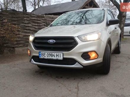 Бежевий Форд Ескейп, об'ємом двигуна 2.5 л та пробігом 43 тис. км за 13900 $, фото 1 на Automoto.ua