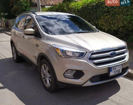 Бежевый Форд Эскейп, объемом двигателя 1.5 л и пробегом 152 тыс. км за 12420 $, фото 1 на Automoto.ua