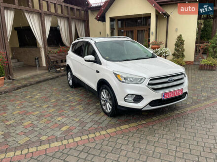 Бежевий Форд Ескейп, об'ємом двигуна 1.5 л та пробігом 227 тис. км за 13400 $, фото 1 на Automoto.ua