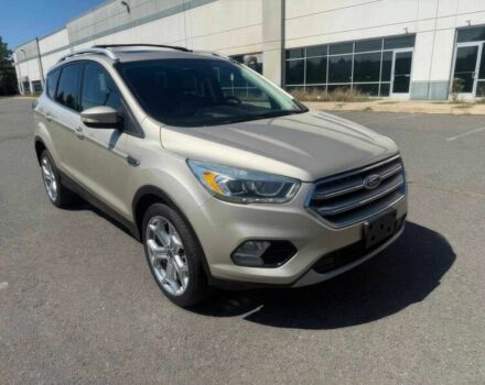 Форд Эскейп 2017 в Полтаве на Automoto.ua Бежевый Форд Эскейп, объемом двигателя 2 л и пробегом 67 тыс. км за 3100 $, фото 1 на Automoto.ua