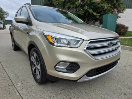 Бежевий Форд Ескейп, об'ємом двигуна 1.5 л та пробігом 43 тис. км за 11000 $, фото 1 на Automoto.ua