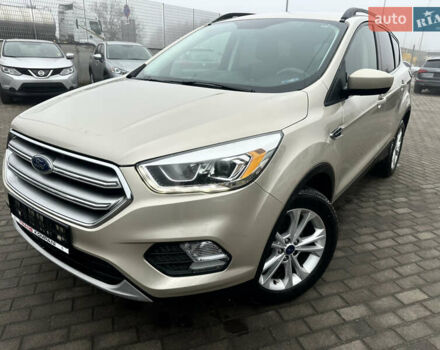 Бежевый Форд Эскейп, объемом двигателя 1.5 л и пробегом 161 тыс. км за 10499 $, фото 1 на Automoto.ua