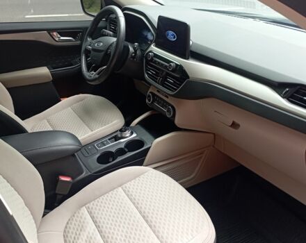 Черный Форд Эскейп, объемом двигателя 2.5 л и пробегом 99 тыс. км за 20100 $, фото 7 на Automoto.ua