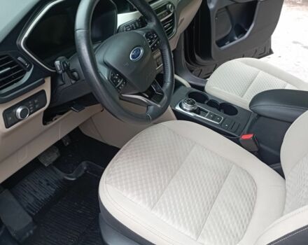 Черный Форд Эскейп, объемом двигателя 2.5 л и пробегом 99 тыс. км за 20100 $, фото 4 на Automoto.ua