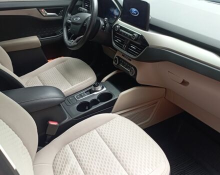 Черный Форд Эскейп, объемом двигателя 2.5 л и пробегом 99 тыс. км за 20100 $, фото 6 на Automoto.ua