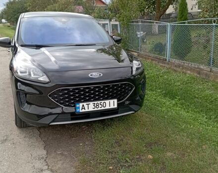 Черный Форд Эскейп, объемом двигателя 2.5 л и пробегом 99 тыс. км за 20100 $, фото 2 на Automoto.ua