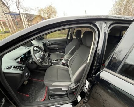 Черный Форд Эскейп, объемом двигателя 2.5 л и пробегом 203 тыс. км за 11000 $, фото 8 на Automoto.ua