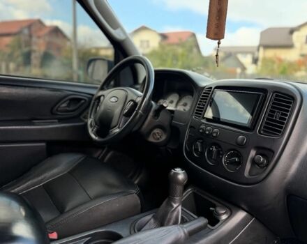 Черный Форд Эскейп, объемом двигателя 2.3 л и пробегом 241 тыс. км за 6250 $, фото 5 на Automoto.ua