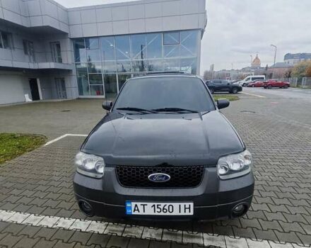 Форд Эскейп 2005 в Ивано-Франковске на Automoto.ua Черный Форд Эскейп, объемом двигателя 2.3 л и пробегом 242 тыс. км за 6200 $, фото 3 на Automoto.ua