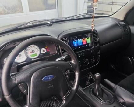 Форд Эскейп 2005 в Ивано-Франковске на Automoto.ua Черный Форд Эскейп, объемом двигателя 2.3 л и пробегом 242 тыс. км за 6200 $, фото 16 на Automoto.ua