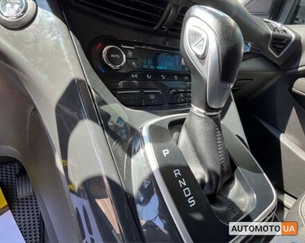 Черный Форд Эскейп, объемом двигателя 2 л и пробегом 186 тыс. км за 13500 $, фото 9 на Automoto.ua