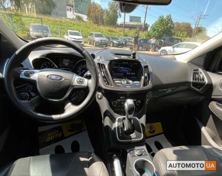 Черный Форд Эскейп, объемом двигателя 2 л и пробегом 186 тыс. км за 13500 $, фото 17 на Automoto.ua