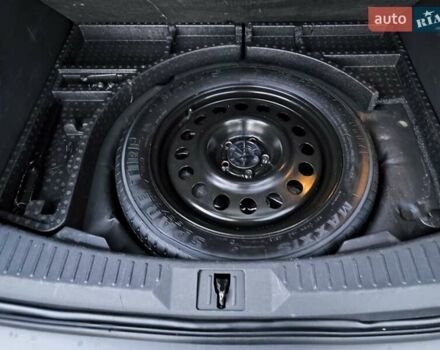 Черный Форд Эскейп, объемом двигателя 1.6 л и пробегом 165 тыс. км за 10900 $, фото 9 на Automoto.ua