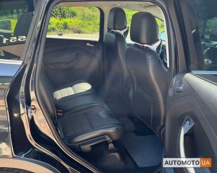 Черный Форд Эскейп, объемом двигателя 2 л и пробегом 186 тыс. км за 13500 $, фото 21 на Automoto.ua