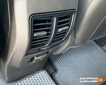 Черный Форд Эскейп, объемом двигателя 2 л и пробегом 186 тыс. км за 13500 $, фото 16 на Automoto.ua