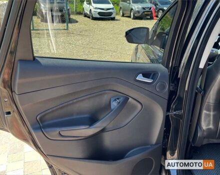 Черный Форд Эскейп, объемом двигателя 2 л и пробегом 186 тыс. км за 13500 $, фото 14 на Automoto.ua
