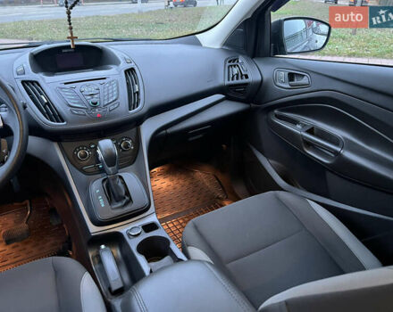 Черный Форд Эскейп, объемом двигателя 2.5 л и пробегом 136 тыс. км за 11900 $, фото 22 на Automoto.ua