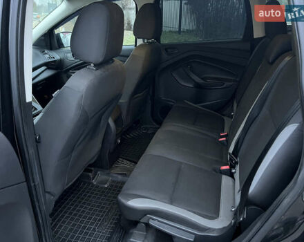 Черный Форд Эскейп, объемом двигателя 2.5 л и пробегом 136 тыс. км за 11900 $, фото 25 на Automoto.ua