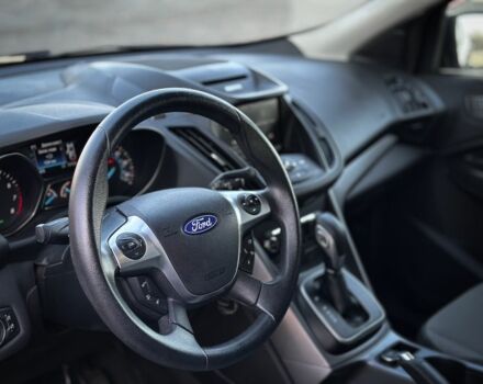 Черный Форд Эскейп, объемом двигателя 2 л и пробегом 190 тыс. км за 9500 $, фото 12 на Automoto.ua