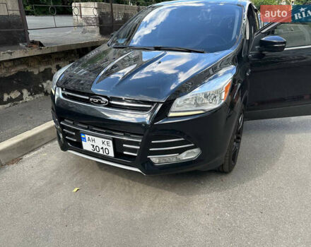 Черный Форд Эскейп, объемом двигателя 2 л и пробегом 220 тыс. км за 10300 $, фото 1 на Automoto.ua