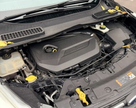 Черный Форд Эскейп, объемом двигателя 1.6 л и пробегом 182 тыс. км за 9500 $, фото 8 на Automoto.ua