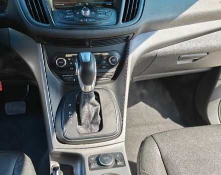 Черный Форд Эскейп, объемом двигателя 2 л и пробегом 131 тыс. км за 11200 $, фото 19 на Automoto.ua