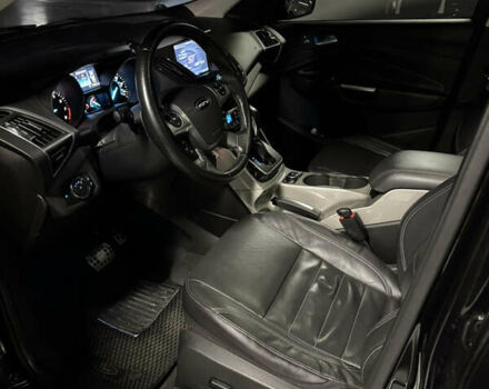 Черный Форд Эскейп, объемом двигателя 2 л и пробегом 220 тыс. км за 10300 $, фото 8 на Automoto.ua