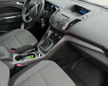 Черный Форд Эскейп, объемом двигателя 2 л и пробегом 145 тыс. км за 9999 $, фото 3 на Automoto.ua