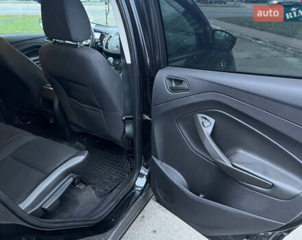 Черный Форд Эскейп, объемом двигателя 2.5 л и пробегом 136 тыс. км за 11900 $, фото 27 на Automoto.ua