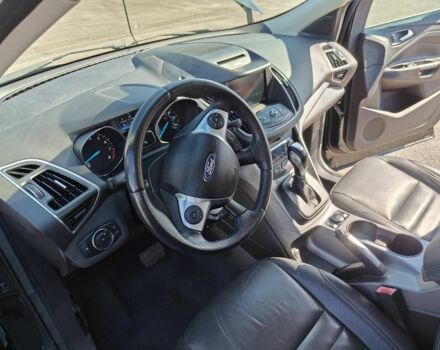 Черный Форд Эскейп, объемом двигателя 2 л и пробегом 131 тыс. км за 11200 $, фото 9 на Automoto.ua