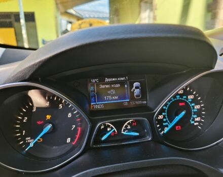 Чорний Форд Ескейп, об'ємом двигуна 2 л та пробігом 135 тис. км за 10300 $, фото 5 на Automoto.ua