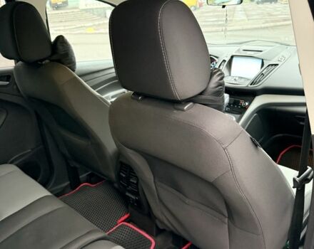 Черный Форд Эскейп, объемом двигателя 1.6 л и пробегом 182 тыс. км за 9500 $, фото 7 на Automoto.ua