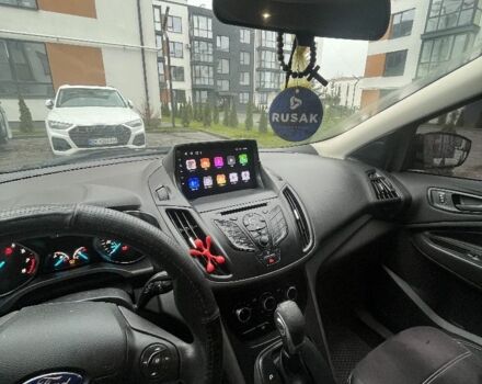 Черный Форд Эскейп, объемом двигателя 2.5 л и пробегом 234 тыс. км за 10900 $, фото 5 на Automoto.ua