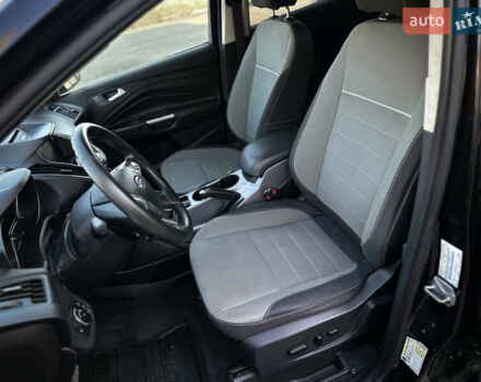 Черный Форд Эскейп, объемом двигателя 2 л и пробегом 189 тыс. км за 9500 $, фото 14 на Automoto.ua