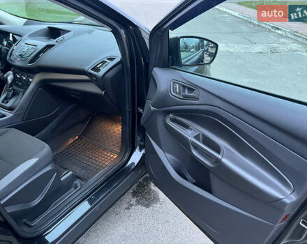 Черный Форд Эскейп, объемом двигателя 2.5 л и пробегом 136 тыс. км за 11900 $, фото 31 на Automoto.ua