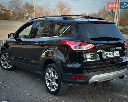 Черный Форд Эскейп, объемом двигателя 2 л и пробегом 189 тыс. км за 9500 $, фото 9 на Automoto.ua
