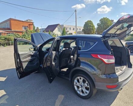 Черный Форд Эскейп, объемом двигателя 2 л и пробегом 131 тыс. км за 11200 $, фото 7 на Automoto.ua