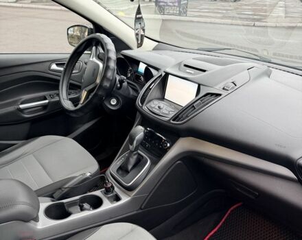 Черный Форд Эскейп, объемом двигателя 1.6 л и пробегом 182 тыс. км за 9500 $, фото 6 на Automoto.ua