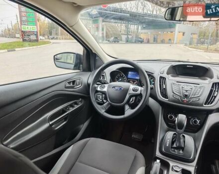 Черный Форд Эскейп, объемом двигателя 2.5 л и пробегом 214 тыс. км за 11999 $, фото 22 на Automoto.ua