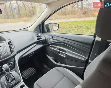 Черный Форд Эскейп, объемом двигателя 2.5 л и пробегом 214 тыс. км за 11999 $, фото 21 на Automoto.ua