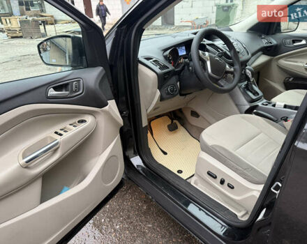 Черный Форд Эскейп, объемом двигателя 1.6 л и пробегом 207 тыс. км за 10000 $, фото 11 на Automoto.ua