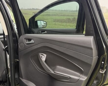 Черный Форд Эскейп, объемом двигателя 1.6 л и пробегом 270 тыс. км за 10700 $, фото 15 на Automoto.ua