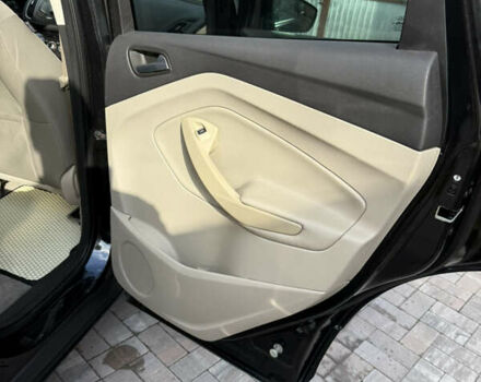 Черный Форд Эскейп, объемом двигателя 1.6 л и пробегом 207 тыс. км за 9200 $, фото 14 на Automoto.ua