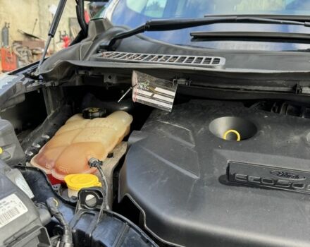 Форд Эскейп 2014 в Одессе на Automoto.ua Черный Форд Эскейп, объемом двигателя 2 л и пробегом 180 тыс. км за 10300 $, фото 7 на Automoto.ua